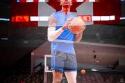 KY Game Card-NBA球员在国际比赛中展现实力获胜