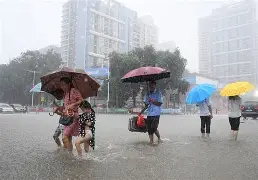 暴雨燃烧！守望尖刀团灭无敌波光精灵
