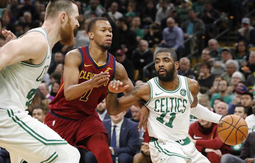 欧文状态回暖,助球队逆转取胜! 欧文状态回暖,助球队逆转取胜!