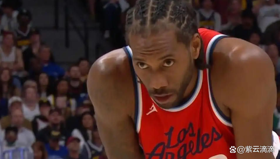 快船客场逆转掘金,莱纳德砍下30分 快船客场逆转掘金,莱纳德砍下30分