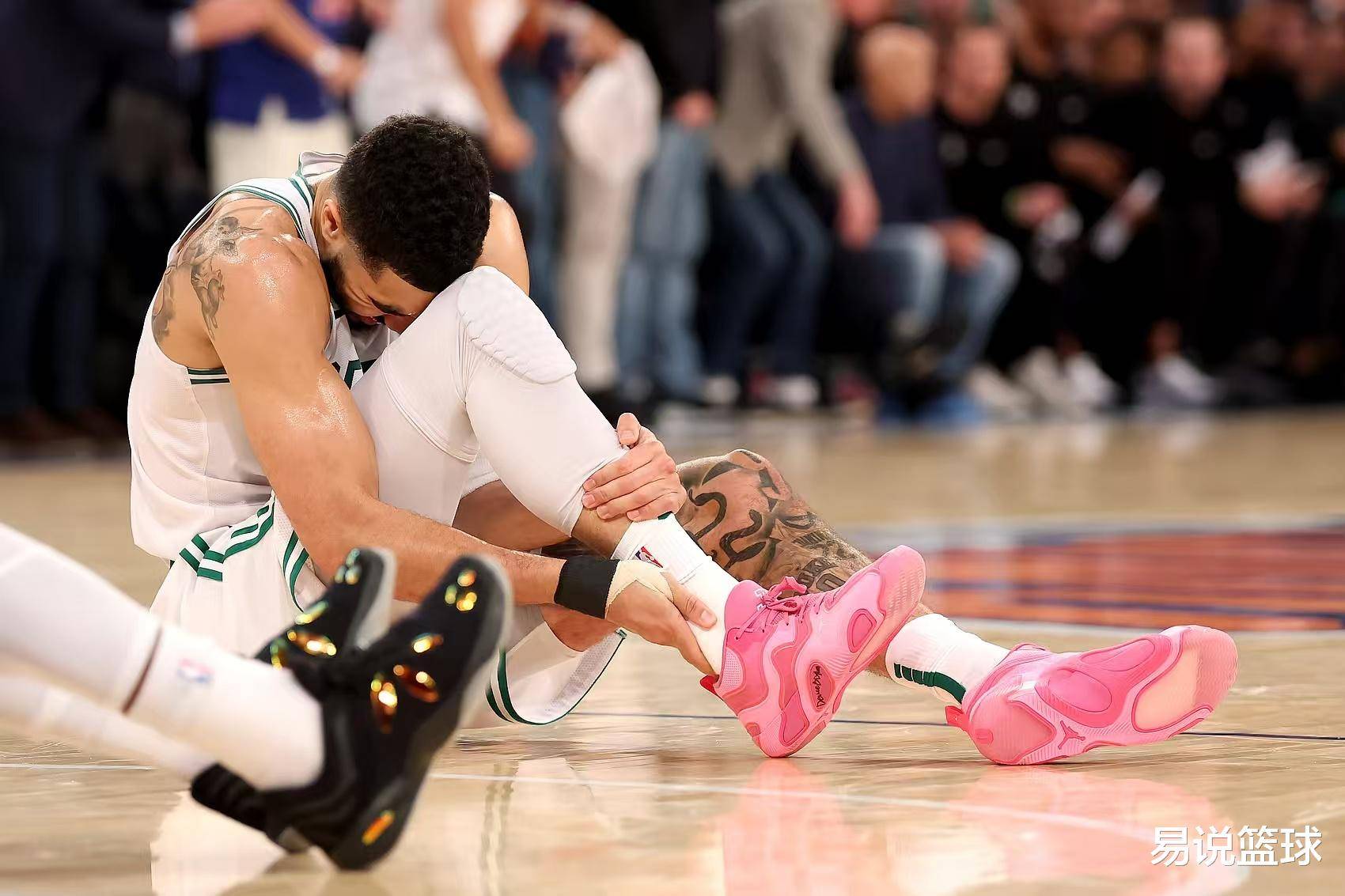 凯尔特人险胜骑士,布朗神奇绝杀 凯尔特人险胜骑士,布朗神奇绝杀