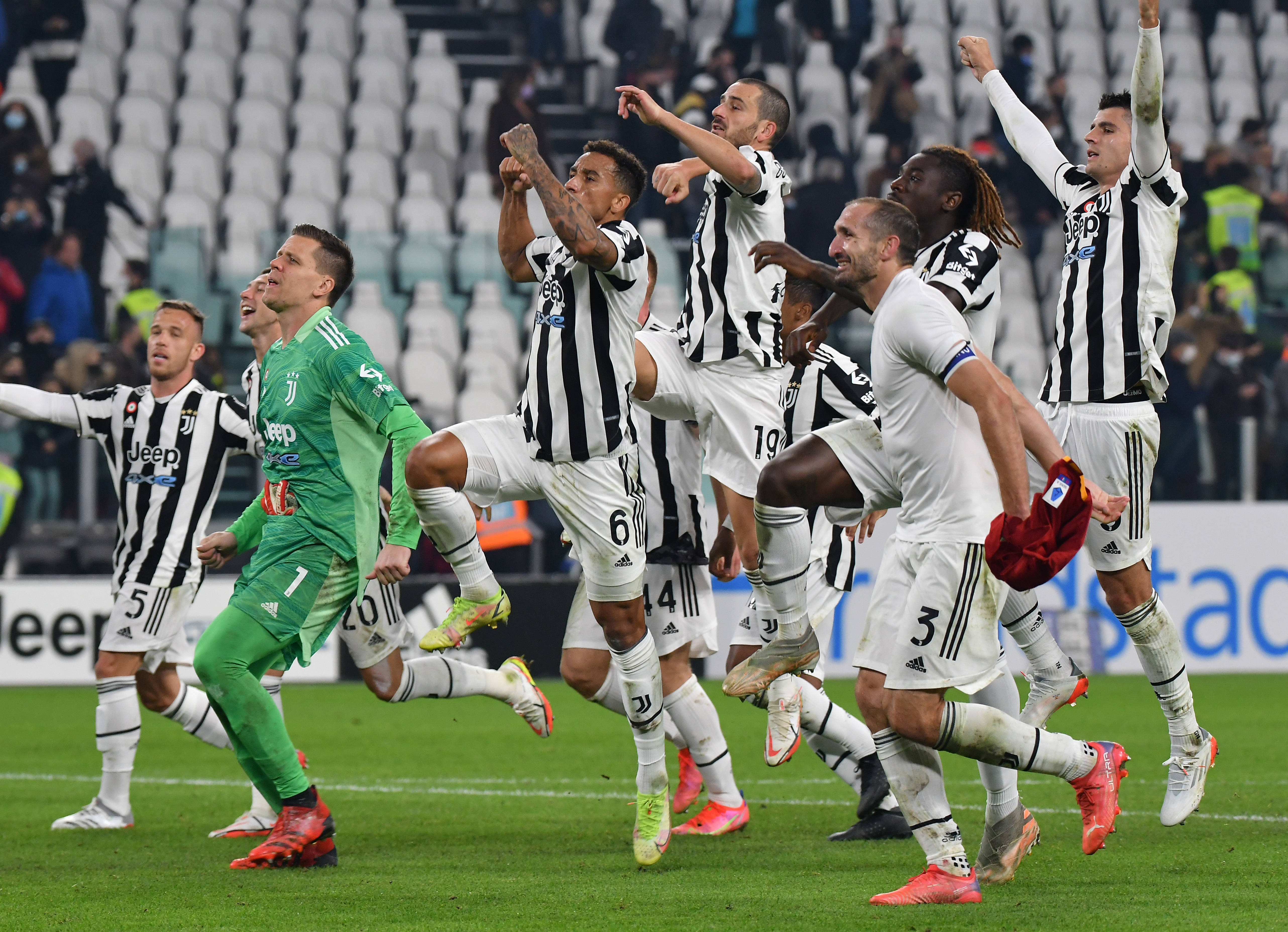 曼城零封尤文图斯扳回两球绝杀 曼城零封尤文图斯扳回两球绝杀