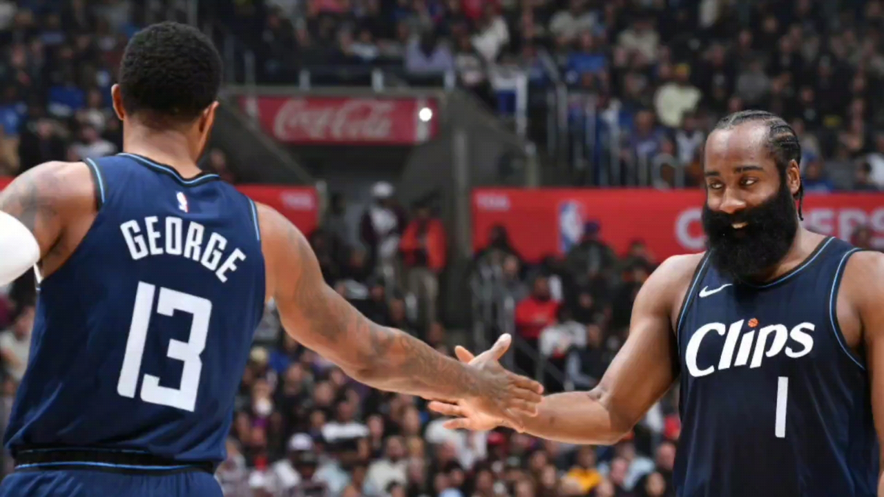 快船不敌湖人,遭遇五连败 快船不敌湖人,遭遇五连败