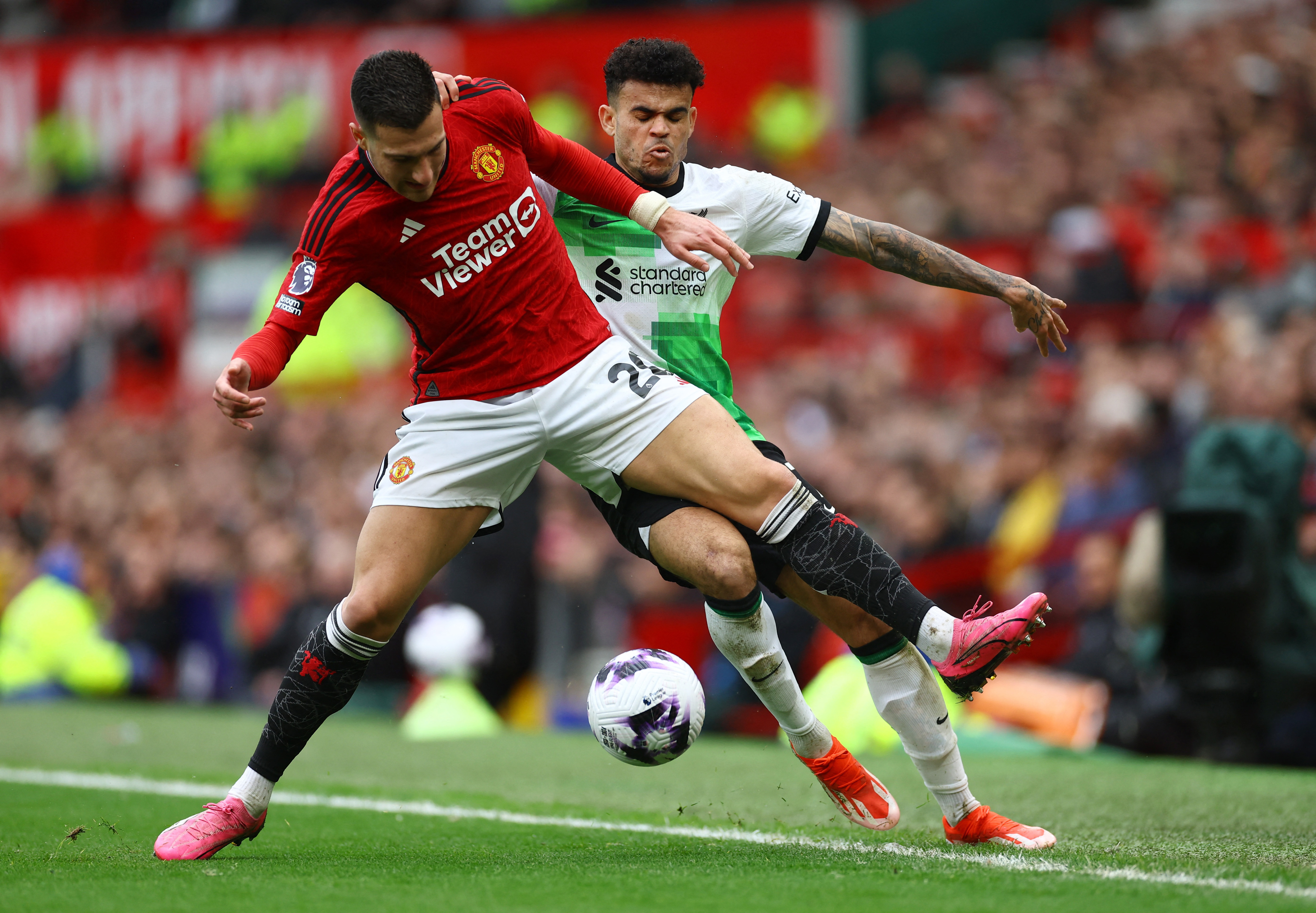 包含曼联大胜热刺,夺英超联赛领先位置的词条 包含曼联大胜热刺,夺英超联赛领先位置的词条