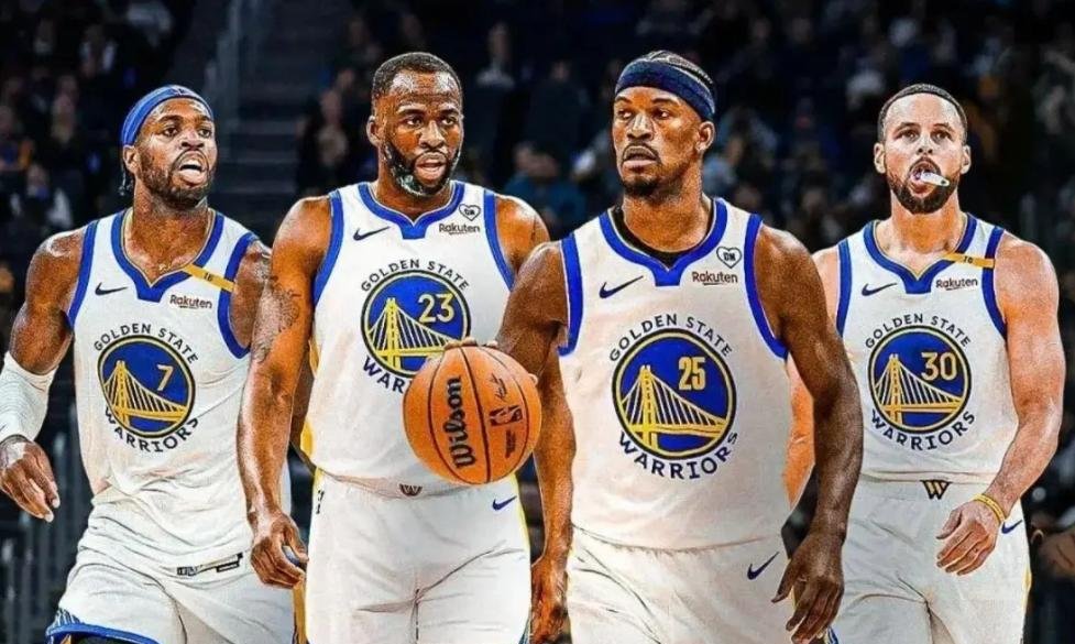 勇士主场击败火箭,继续领跑西部 勇士主场击败火箭,继续领跑西部