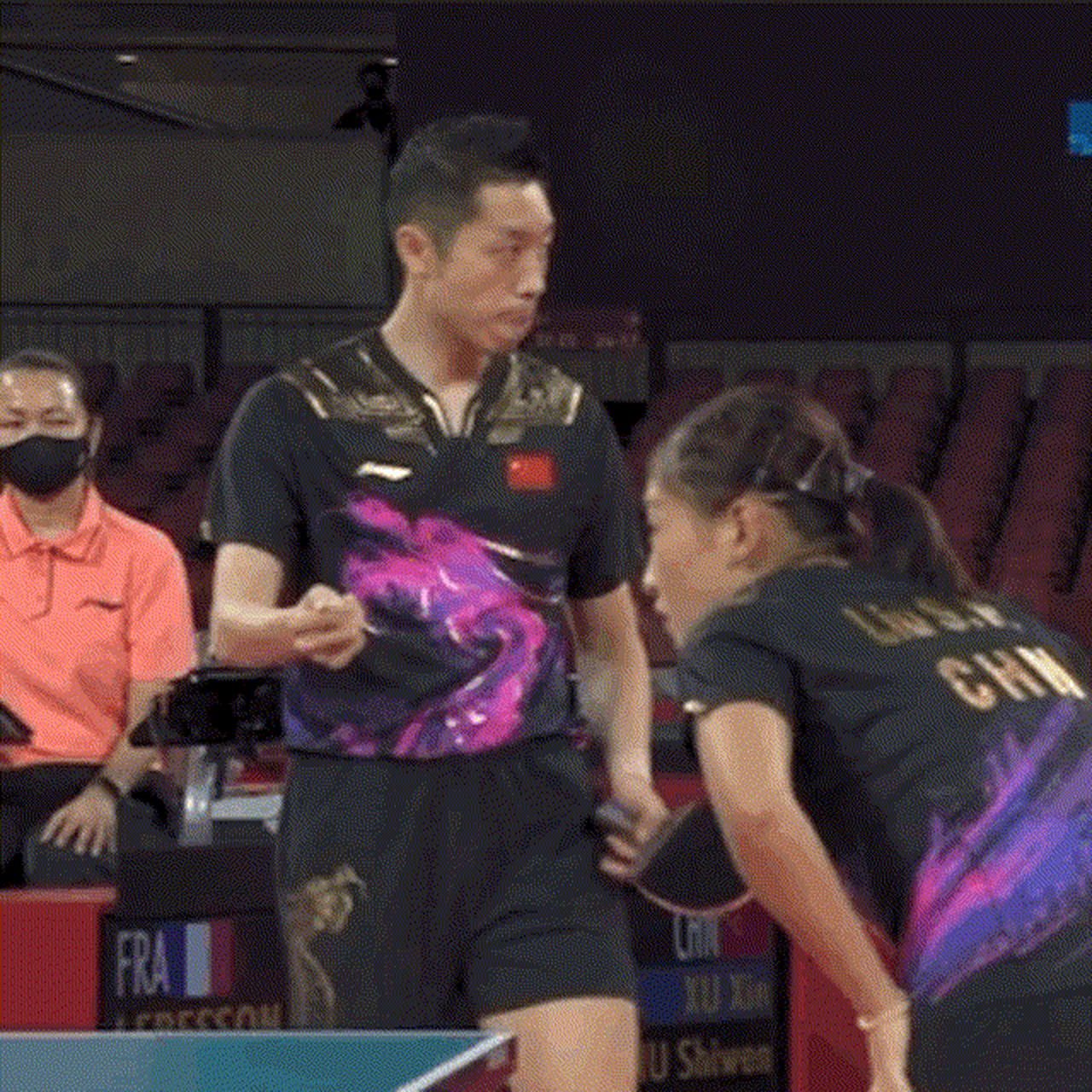 法国队力克英格兰队，许昕统治全场